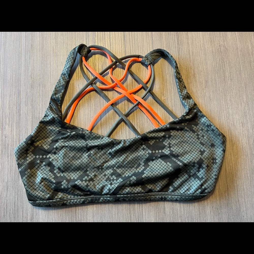 Lululemon free to be wild bra